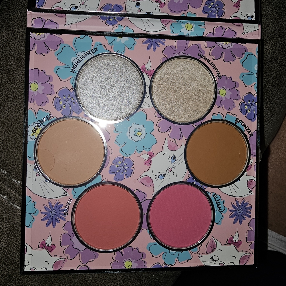 Disney The Aristocats Complexion Palette Highlighter|Bronzer|Blush - Picture 4 of 6